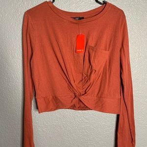 Long sleeve crop top